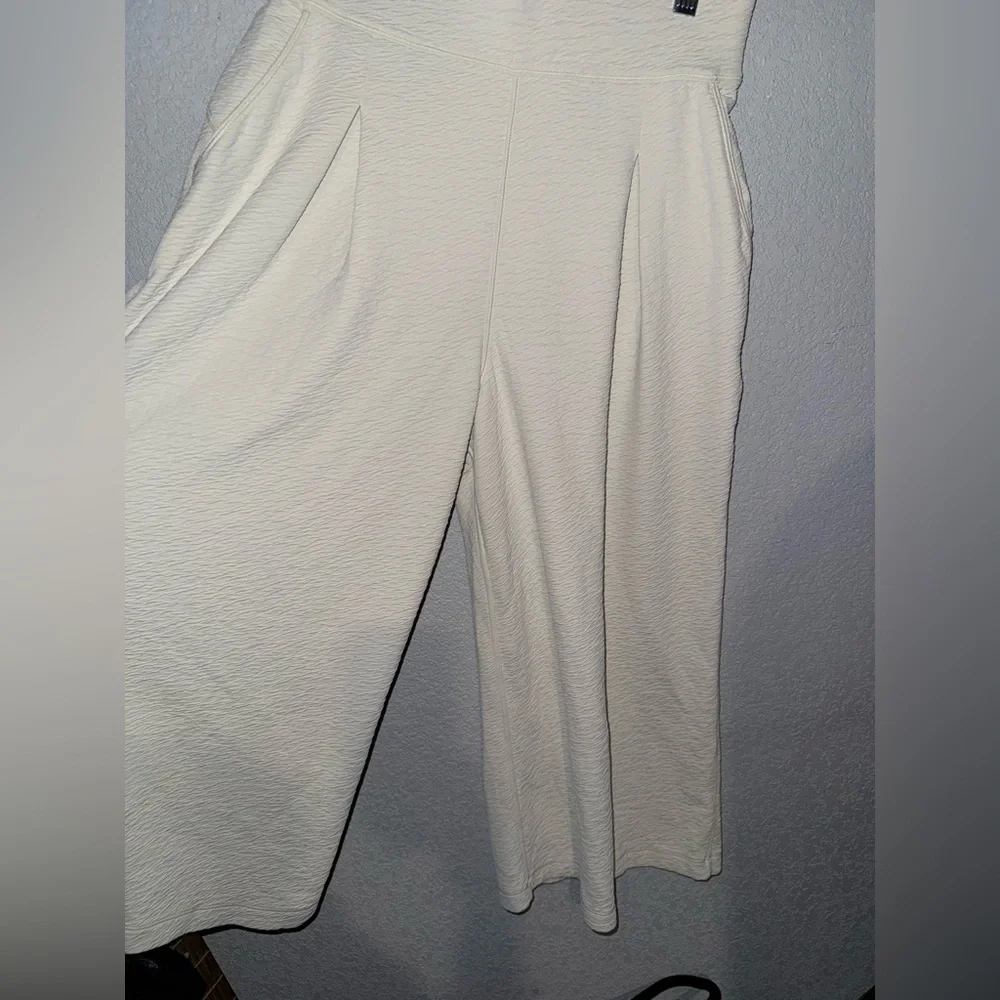 Lululemon Athletica Cream Wide-Leg‎ Pants